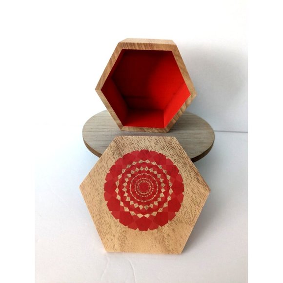 BoConcept Wooden Box w Print Geo Mandala Design Orange Red Hexagon Trinket NIB - Picture 5 of 7